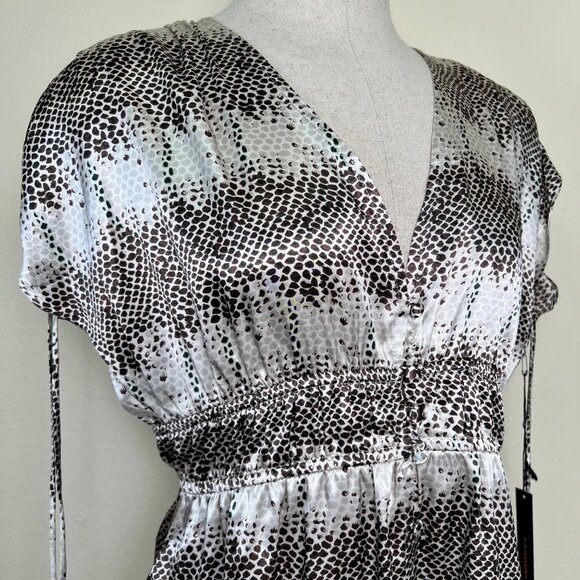 NEW BCBG MAX AZRIA Brown Satin Snake Print V-Neck Elastic Waist Blouse Top M - Picture 2 of 8